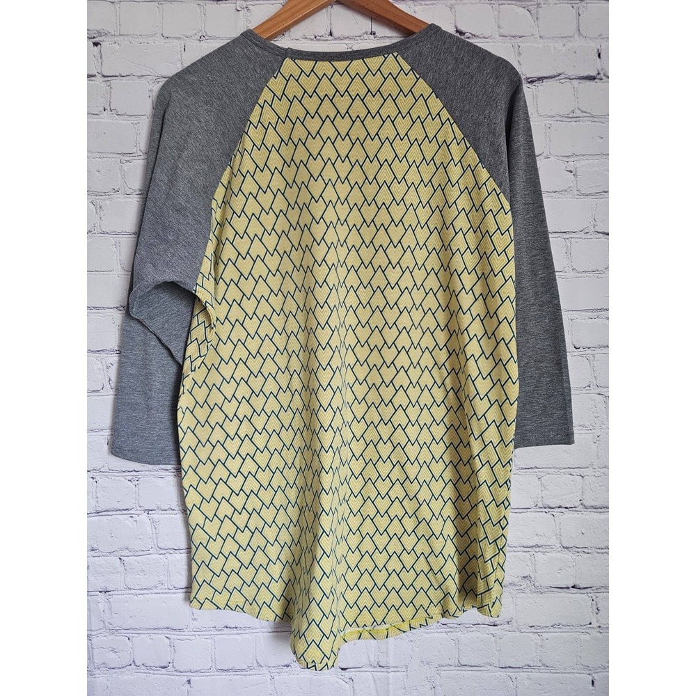 LuLaRoe Randy Baseball Tee Womens‎ Large Yellow Grey Geometric Raglan 3/4 Sleeve - Picture 8 of 12